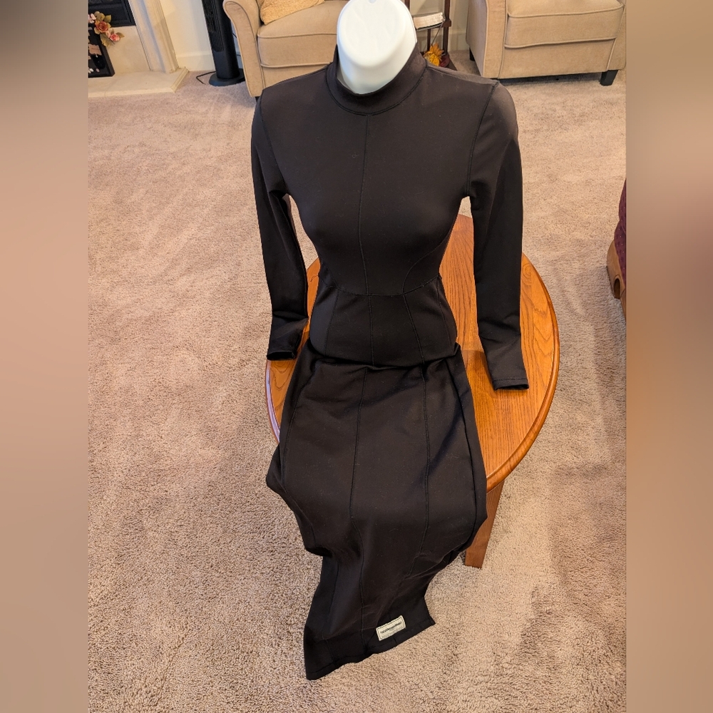Black Maxi Long Sleeve Fitted Dress, Size XS - Picture 5 of 9